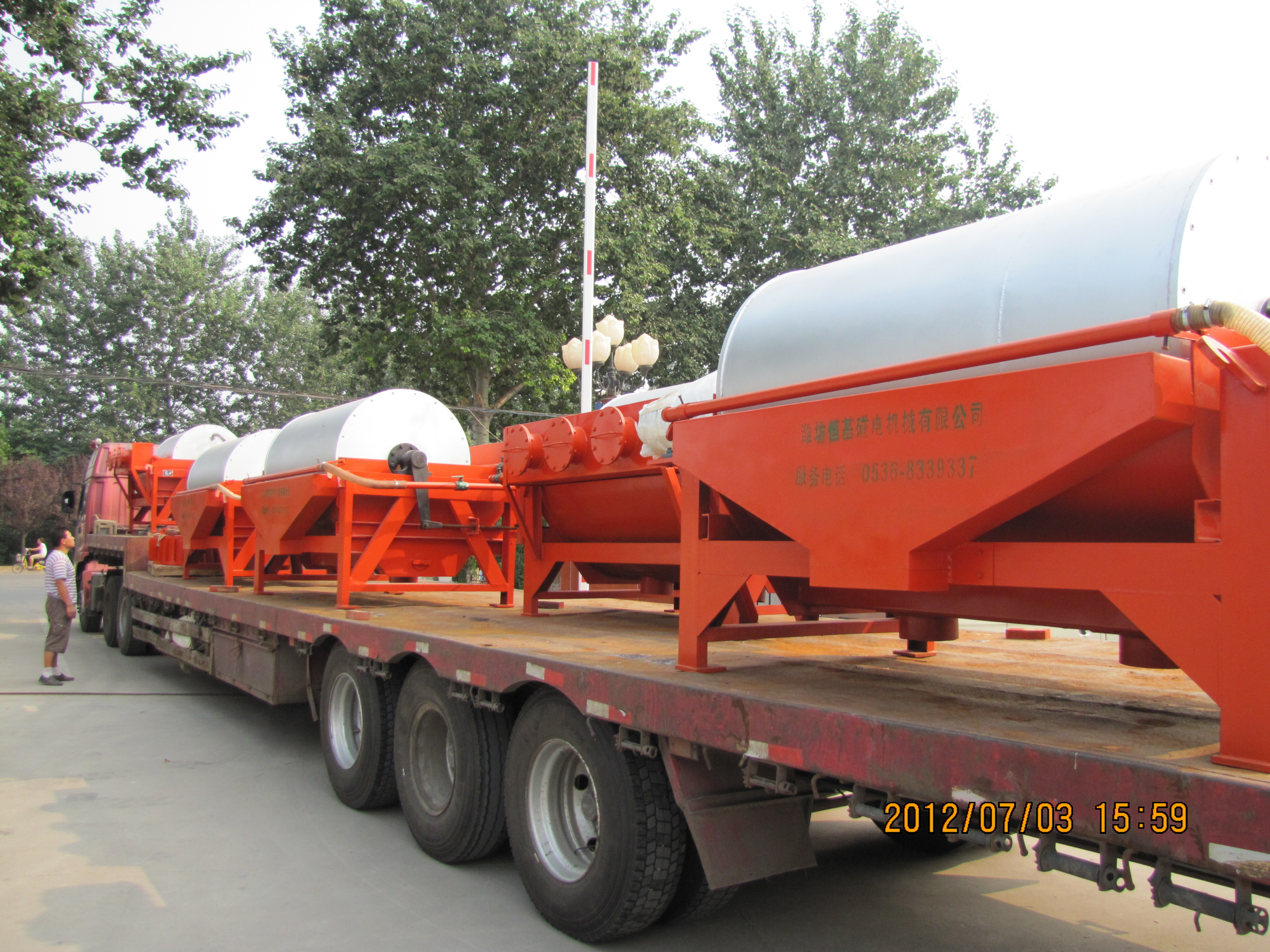 永磁筒式磁选机 永磁筒式磁选机